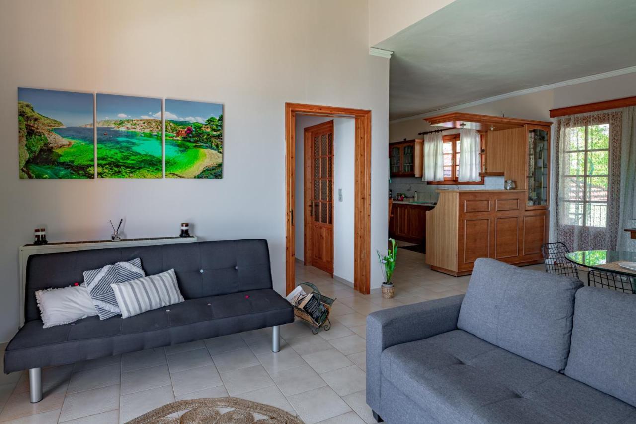 Golden Flower'S Apartment Poros  Exterior foto