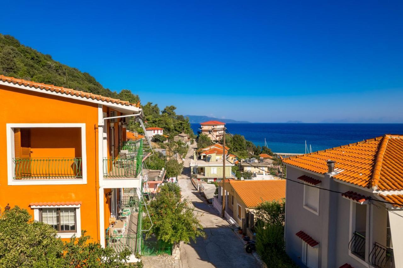Golden Flower'S Apartment Poros  Exterior foto