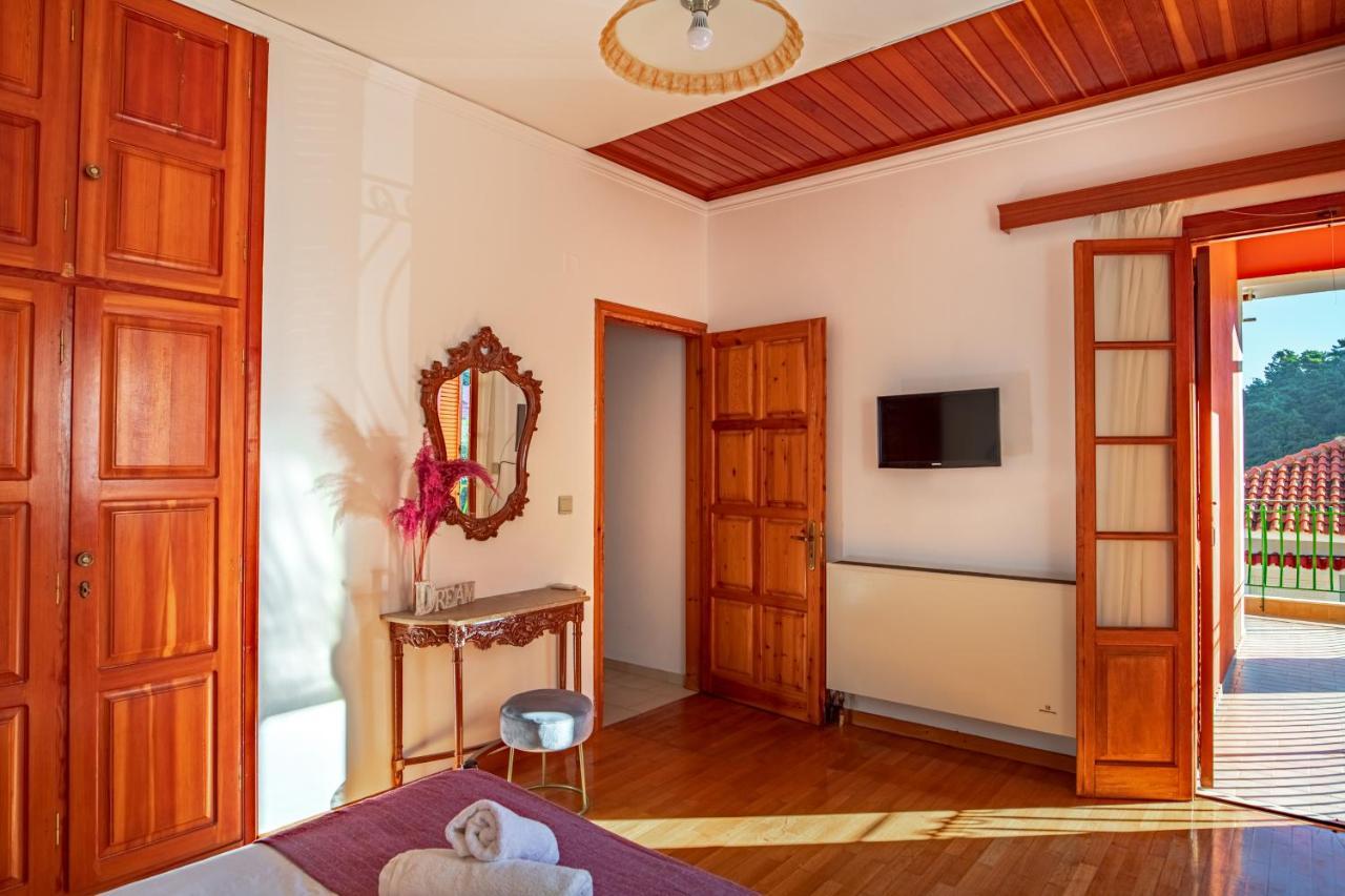 Golden Flower'S Apartment Poros  Exterior foto